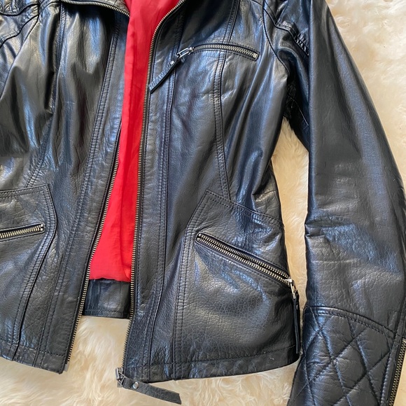 BLACK LEATHER MOTO JACKET - Picture 9 of 10